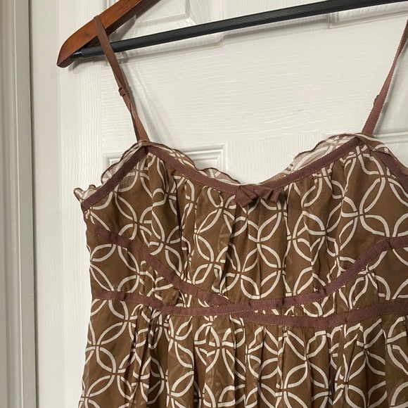 Brown and White Circles Silk Chiffon Dress Size 6 - Picture 2 of 4